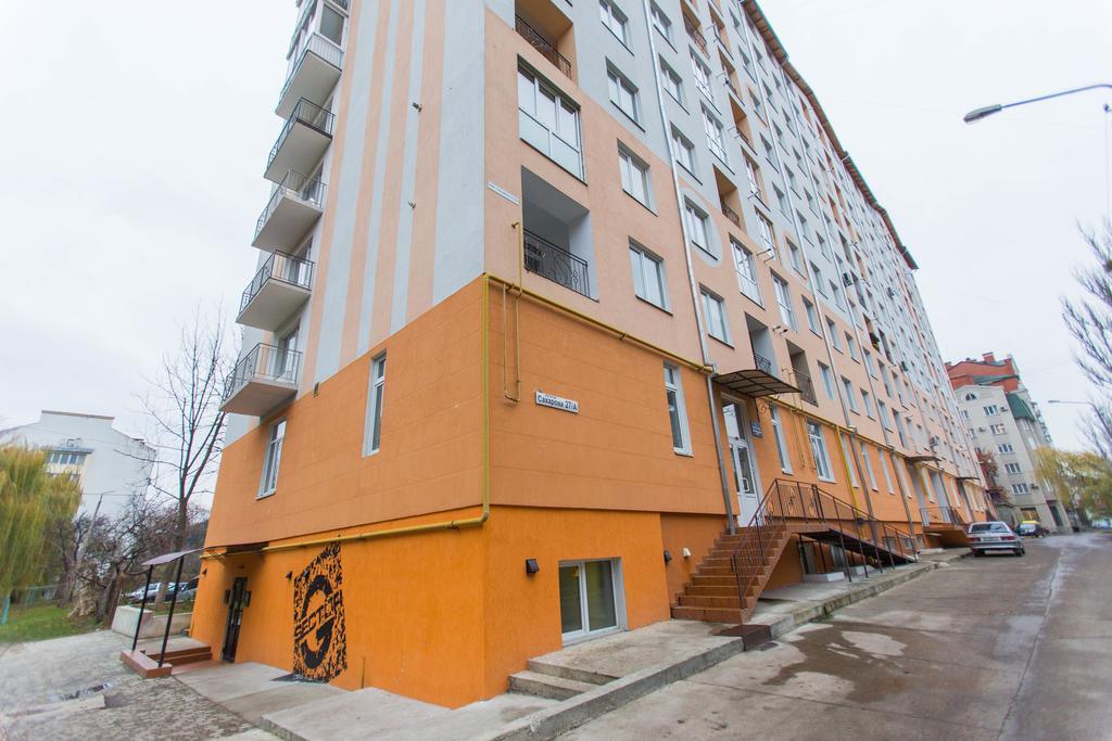 Modern Apartment On Akademika Sakharova 27A Ivano-Frankivsk Ngoại thất bức ảnh
