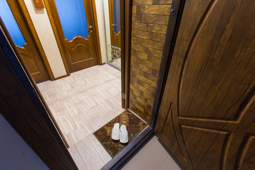 Modern Apartment On Akademika Sakharova 27A Ivano-Frankivsk Ngoại thất bức ảnh